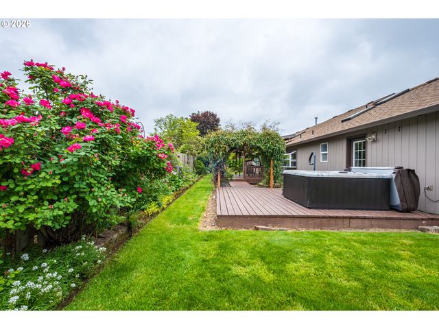 365 Se 7TH Way, Canby, OR 97013