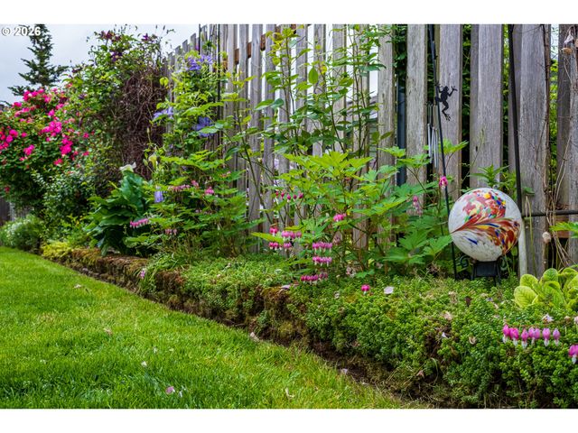 365 Se 7TH Way, Canby, OR 97013