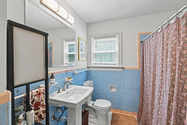 2110 South Boulevard, Houston, TX 77098