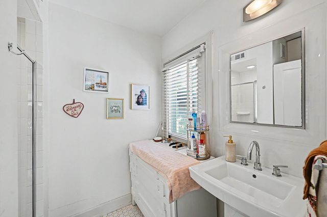 2110 South Boulevard, Houston, TX 77098