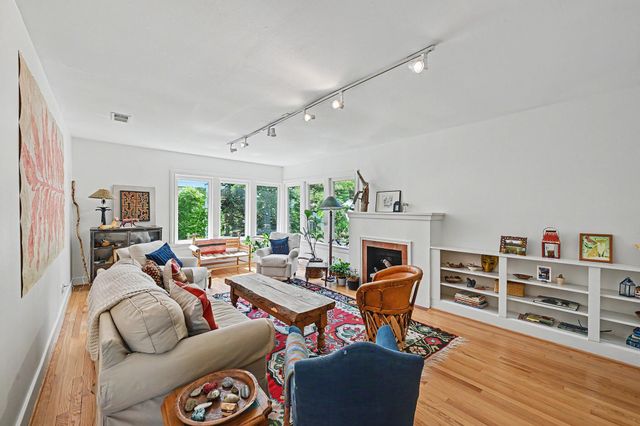 2110 South Boulevard, Houston, TX 77098