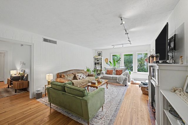 2110 South Boulevard, Houston, TX 77098