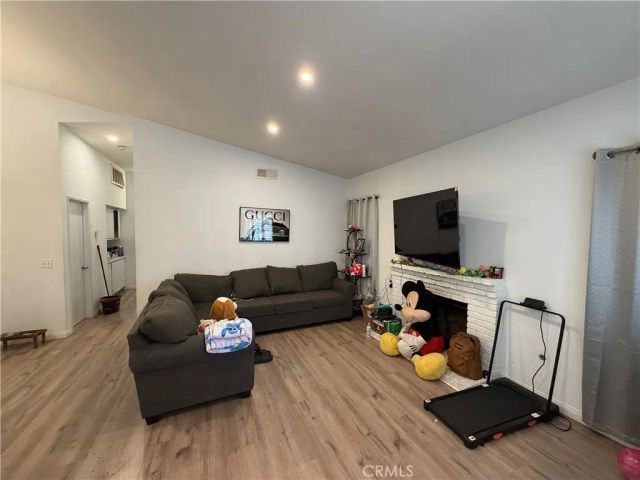 19166 Pemberton, Riverside, CA 92508