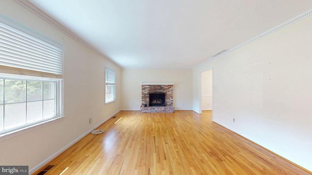 7 PIN OAK TRL, Medford, NJ 08055