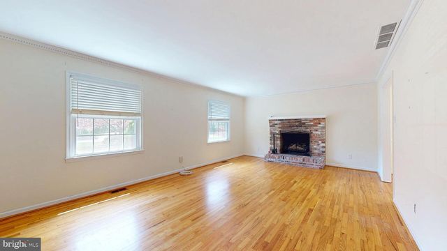 7 PIN OAK TRL, Medford, NJ 08055