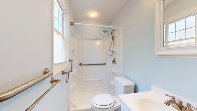 7 PIN OAK TRL, Medford, NJ 08055