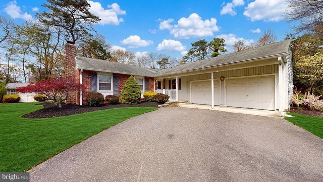 7 PIN OAK TRL, Medford, NJ 08055
