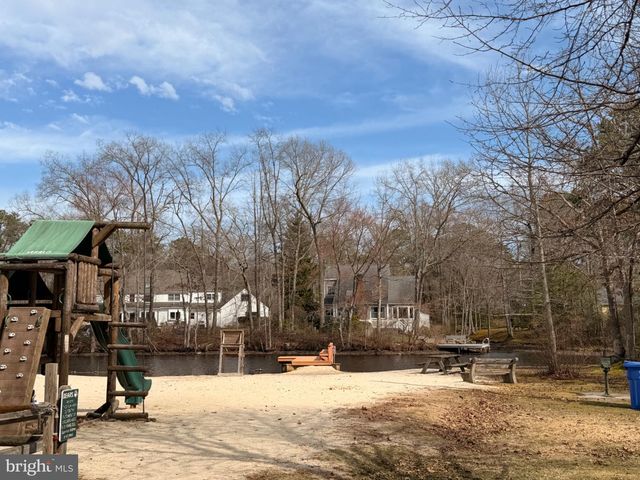7 PIN OAK TRL, Medford, NJ 08055