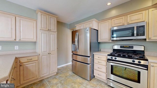 7 PIN OAK TRL, Medford, NJ 08055