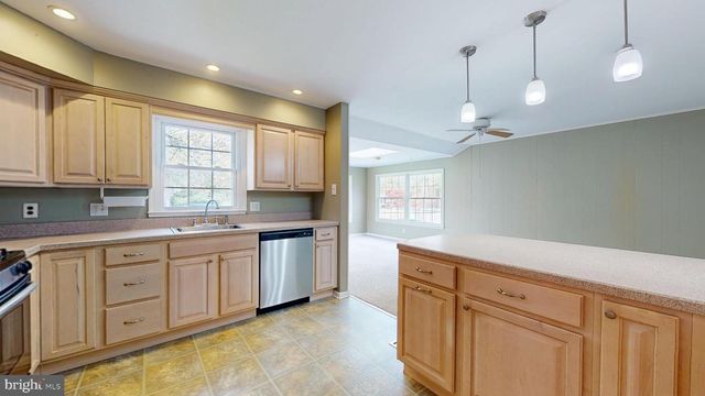 7 PIN OAK TRL, Medford, NJ 08055