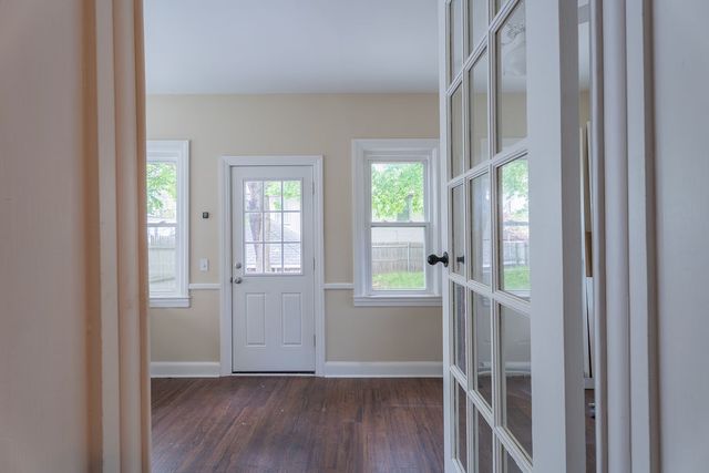 18 Metcalf Avenue, North Providence, RI 02911