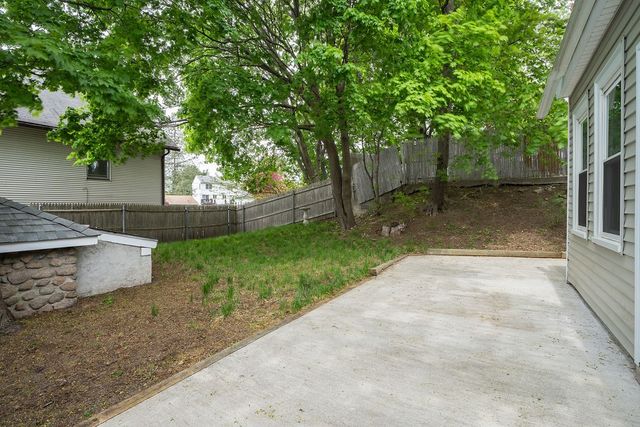 18 Metcalf Avenue, North Providence, RI 02911