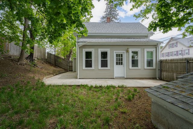 18 Metcalf Avenue, North Providence, RI 02911