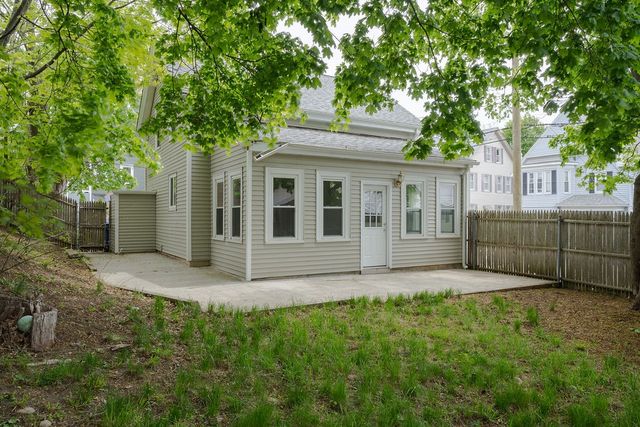 18 Metcalf Avenue, North Providence, RI 02911
