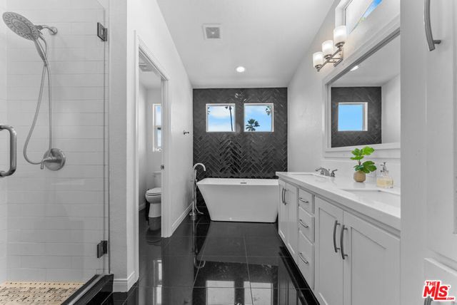 29500 Heathercliff Road 70, Los Angeles, CA 90265