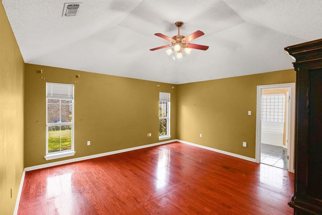 403 Apache Dr, Houma, LA 70360