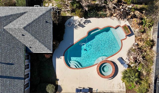 403 Apache Dr, Houma, LA 70360