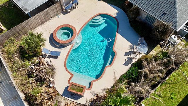 403 Apache Dr, Houma, LA 70360