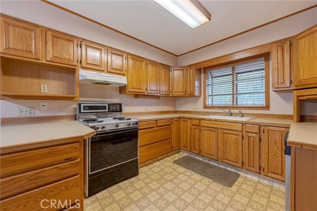 1665 Patricia, Merced, CA 95340