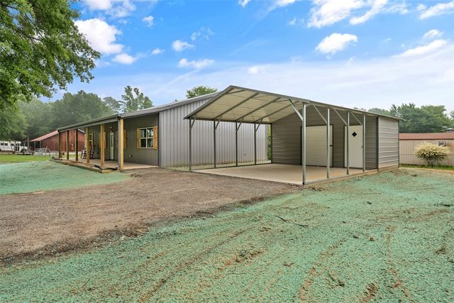 9089 Raspberry Avenue, Frankston, TX 75763