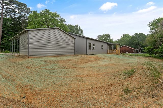 9089 Raspberry Avenue, Frankston, TX 75763