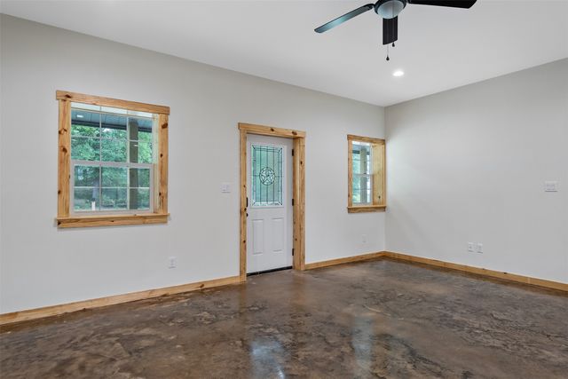 9089 Raspberry Avenue, Frankston, TX 75763