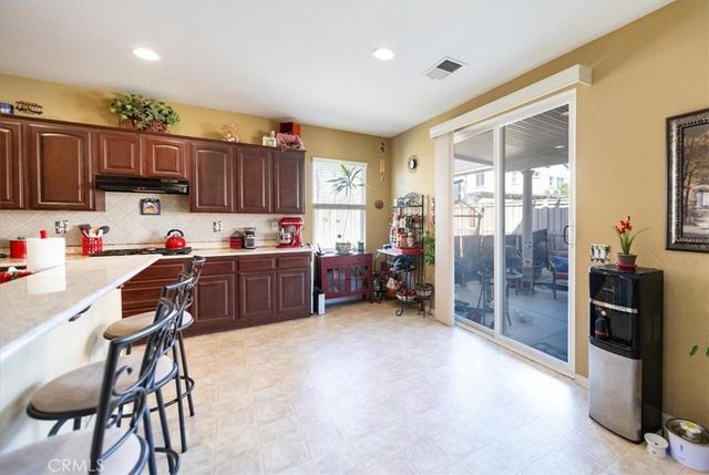 984 Paintbrush, Hemet, CA 92545