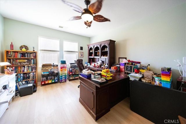 984 Paintbrush, Hemet, CA 92545