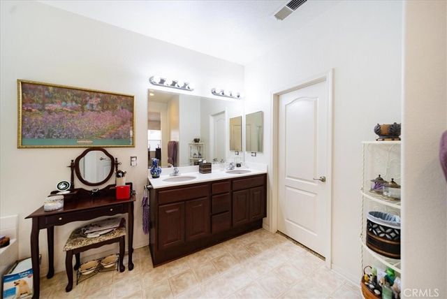 984 Paintbrush, Hemet, CA 92545