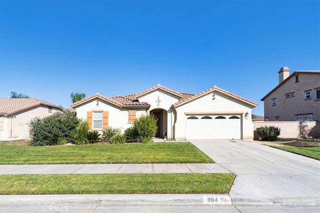 984 Paintbrush, Hemet, CA 92545