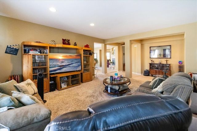 984 Paintbrush, Hemet, CA 92545
