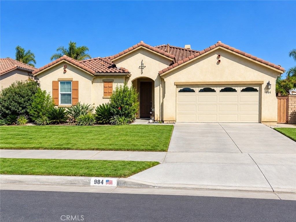 984 Paintbrush, Hemet, CA 92545