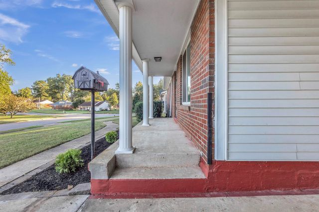 7163 PAM DR, Millington, TN 38053