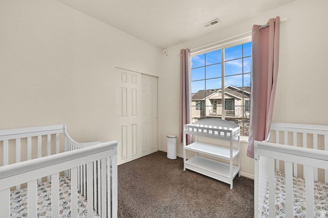 418 N KENT DR, North Salt Lake, UT 84054