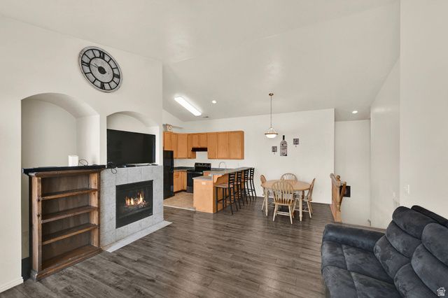 418 N KENT DR, North Salt Lake, UT 84054