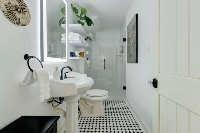 1711 Winnie Street, Galveston, TX 77550