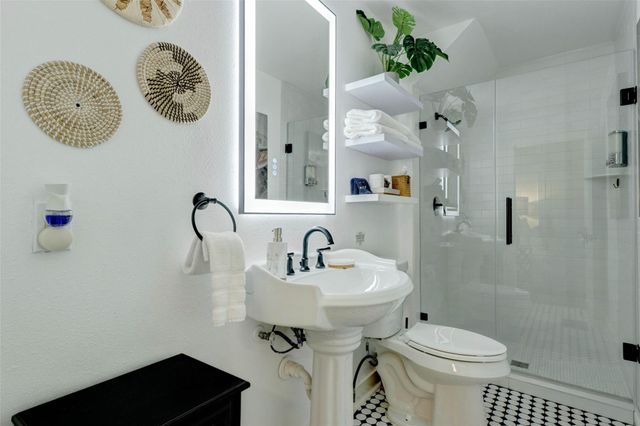 1711 Winnie Street, Galveston, TX 77550