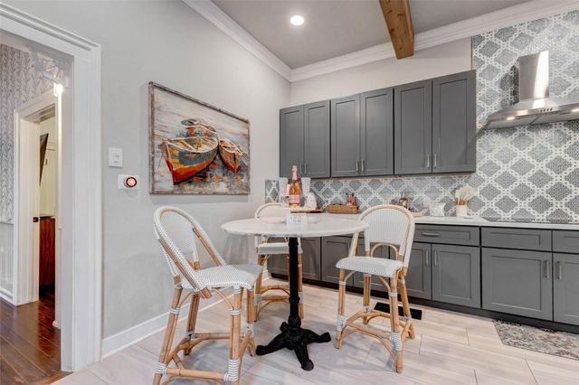 1711 Winnie Street, Galveston, TX 77550