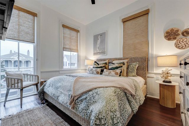 1711 Winnie Street, Galveston, TX 77550