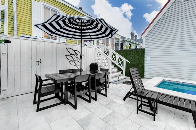 1711 Winnie Street, Galveston, TX 77550