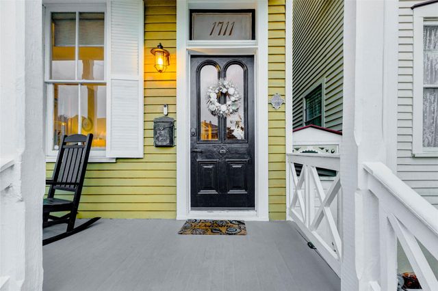 1711 Winnie Street, Galveston, TX 77550