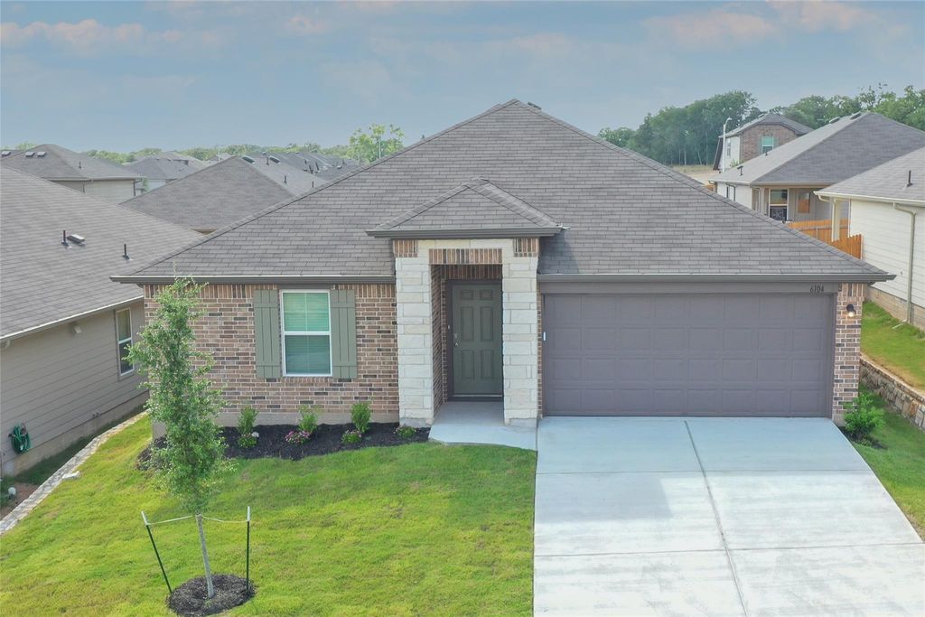 6104 Brampton LN, Austin, TX 78724