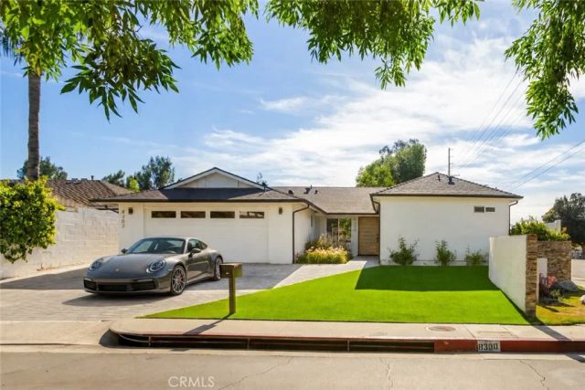 8300 N Sedan Avenue, West Hills, CA 91304