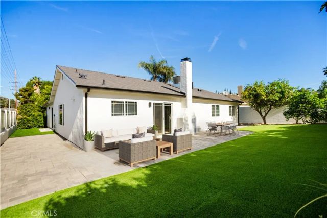 8300 N Sedan Avenue, West Hills, CA 91304