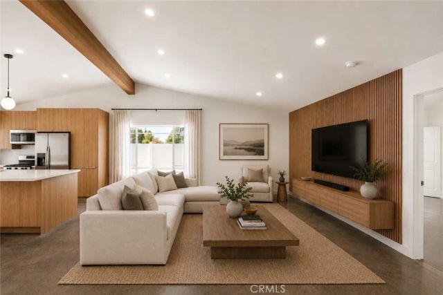 8300 N Sedan Avenue, West Hills, CA 91304