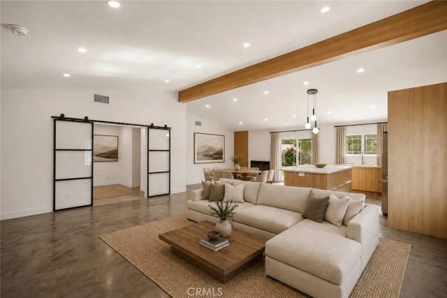 8300 N Sedan Avenue, West Hills, CA 91304