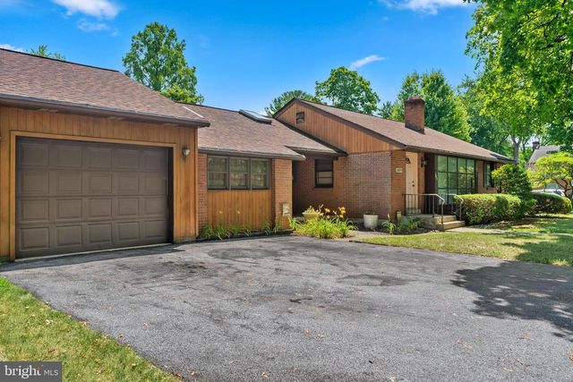 2619 W GREENLEAF ST, Allentown, PA 18104