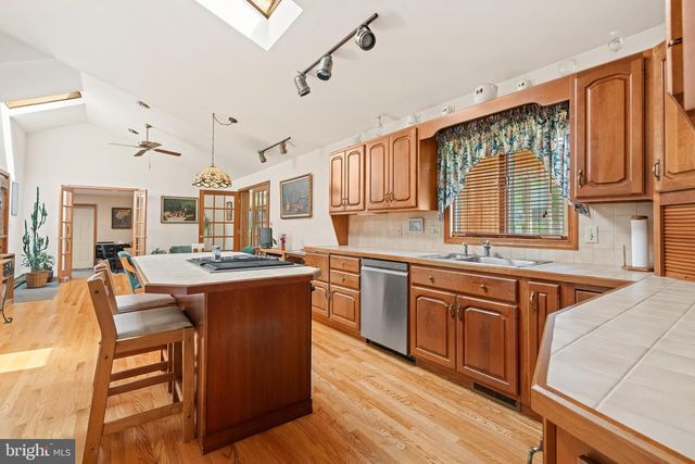 2619 W GREENLEAF ST, Allentown, PA 18104