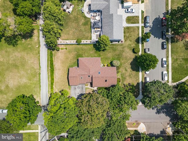 2619 W GREENLEAF ST, Allentown, PA 18104