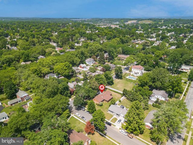 2619 W GREENLEAF ST, Allentown, PA 18104
